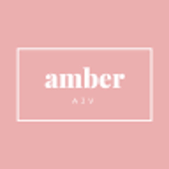 Meet your Posher, Amber - Picture 1 of 1